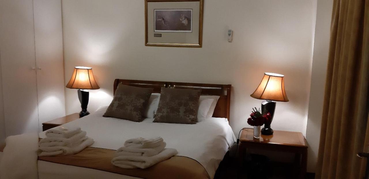 Hoopoe Haven Guest House Chartwell Exteriör bild